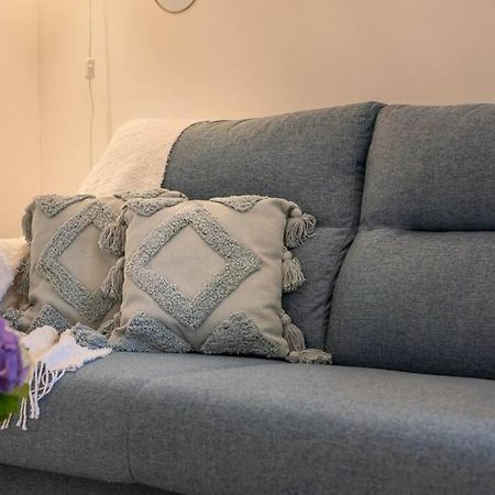 Le Cocoon - Appartement Dans Maison Du Xviieme Siecle ฟูแฌร์ ภายนอก รูปภาพ